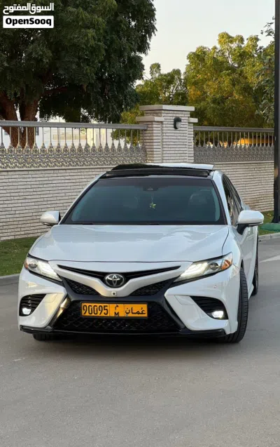 تويوتا كامري XSE 2