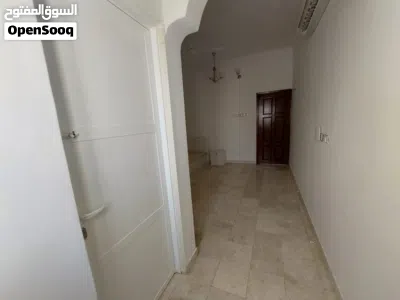 غرف مؤثثة للإيجار في المعبيلة الجنوبية 2