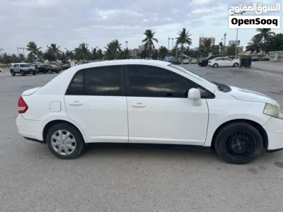 Nissan Tiida 2
