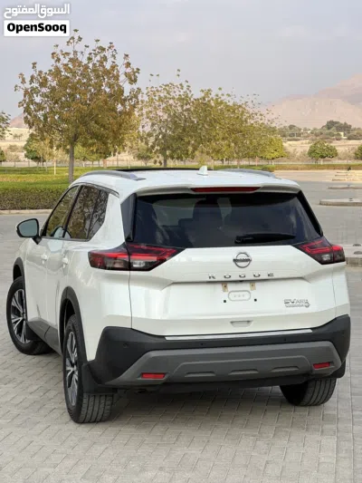 Nissan Rogue SL 3
