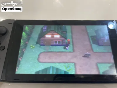 NINTENDO SWITCH BLACK with Pokémon shining pearl and accessories 4
