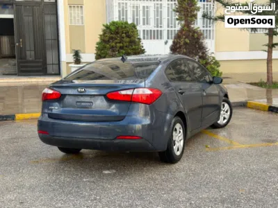 Kia Forte GT 3
