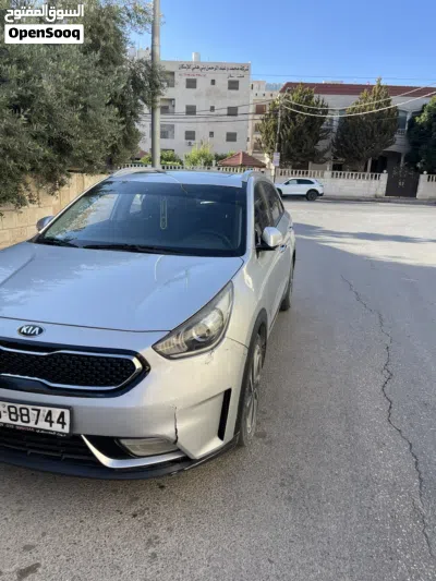 كيا نيرو EX Touring 2