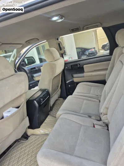 Toyota Sequoia SR 5 4