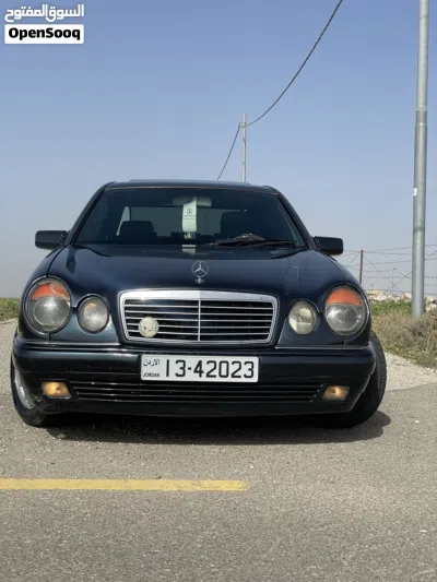 مرسيدس بنز الفئة-E E 200 3