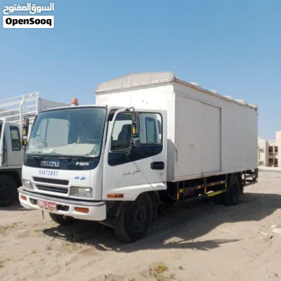 Isuzu truck in very good condition for sale 2