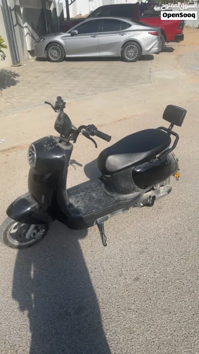 Electric scooter 60km used 1 month no warranty 180 omr 190 with delivery in seeb 3
