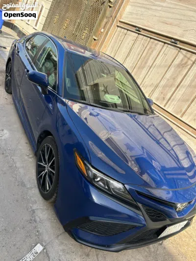 Toyota Camry SE 3