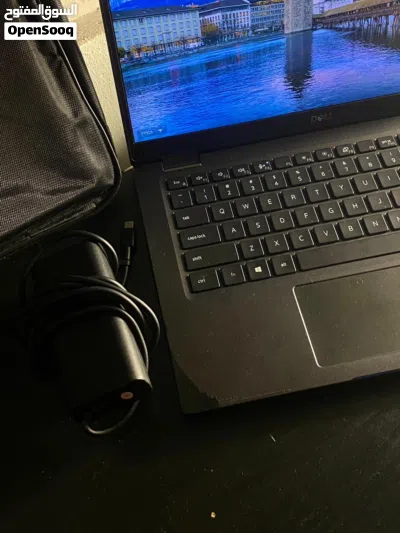 Dell latitude /core i7 gen10 2