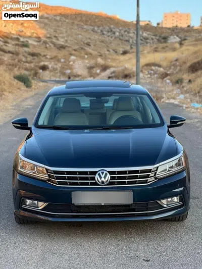 Volkswagen Passat SE 4