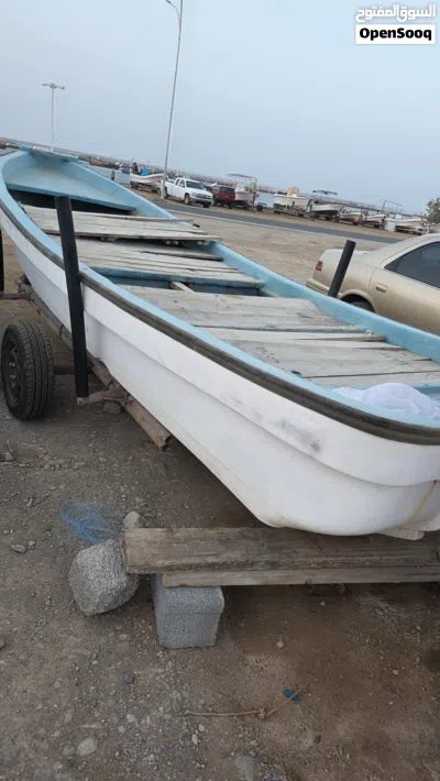 للبيع قارب18 مكينه 55 3