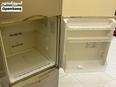REFRIGERATOR 3 DOOR 2