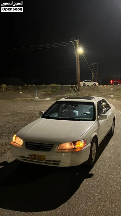 Toyota Camry LE 2