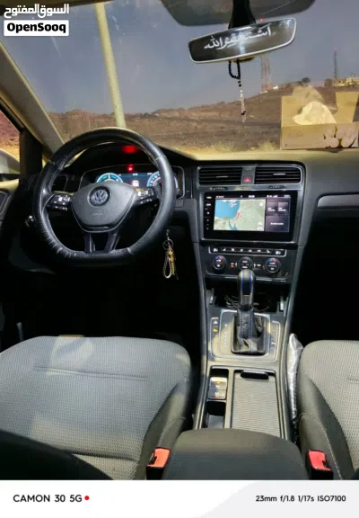 Volkswagen Golf E-Golf 2