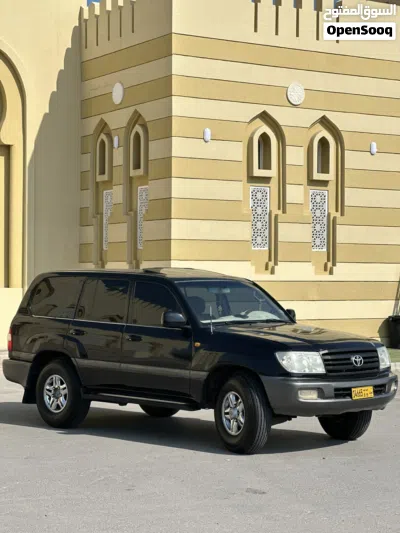 Toyota Land Cruiser GXR 3