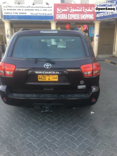 تويوتا سيكويا VXR 3
