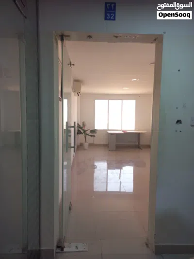 Office Space for Rent at Al Hail مكتب للإيجار في الحيل الشمالية 3