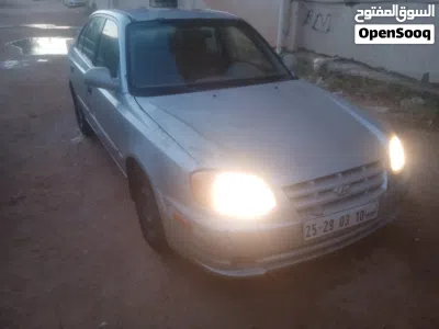 Hyundai Accent SE 4