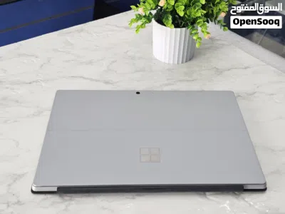Microsoft Surface pro 5 Processor i5 Genration 7th 8gb ram 256gb ssd 2k resolution Touchscreen 4