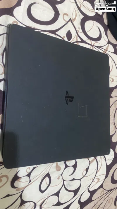 سوني 4 سليم مهكر وسعر عرطه في عدن وتوصيل جميع المحافظات Sony 4 slim playstaion 4 3