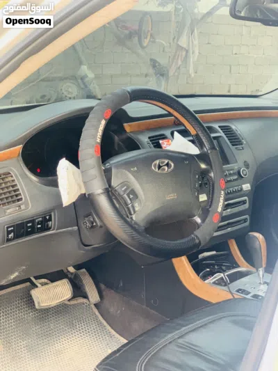 Hyundai Azera Standard 4