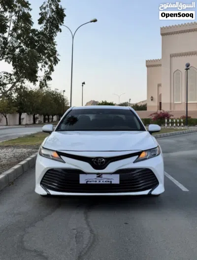 تويوتا كامري LE 2