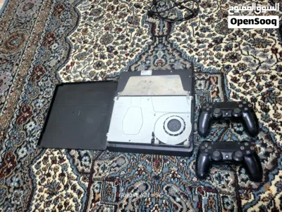 وصل الذي طلبتوه PS4 سلم نظيف مهكر نظام 9.00 + نصف تيرا + يدين وكالة بسعر ب 119 ألف ريال فقط !!! 3