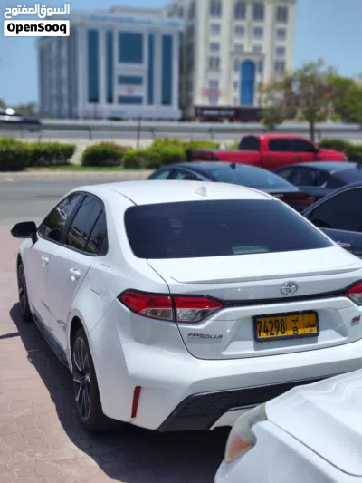 Toyota Corolla SE 4