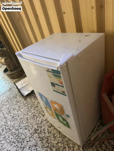 ثلاجه شبه جديده 2