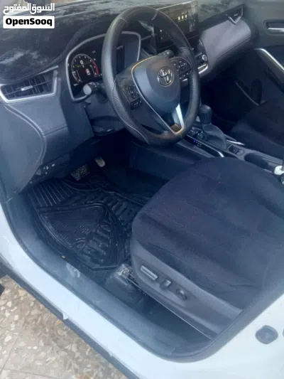 Toyota Corolla Hybrid 3