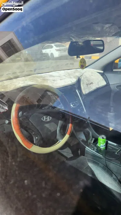 Hyundai Sonata Limited 3