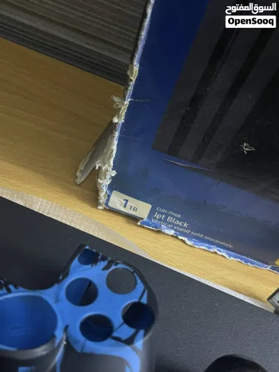 بلايستيشن 4 برو 1TB ، playstation 4 pro Jet Black 3