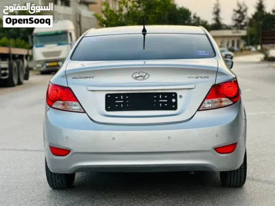 Hyundai Accent GL 3