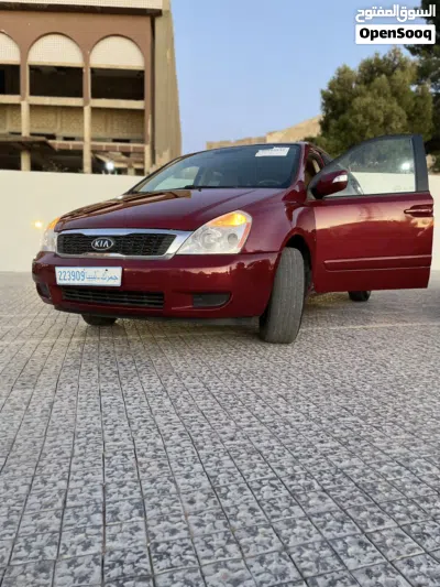 Kia Sedona EX 2