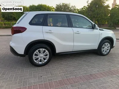Suzuki Vitara Standard 4