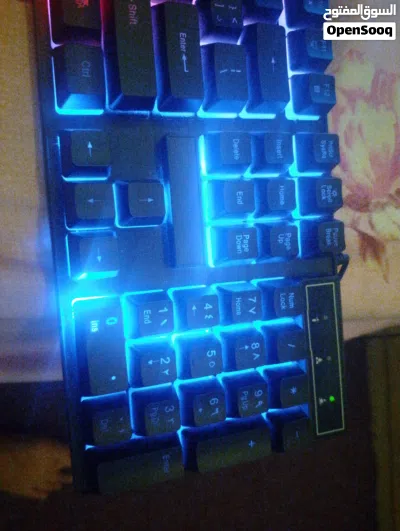 keyboard gaming احترافي للالعاب صوته هادي استخدم اقل من اسبوع 4