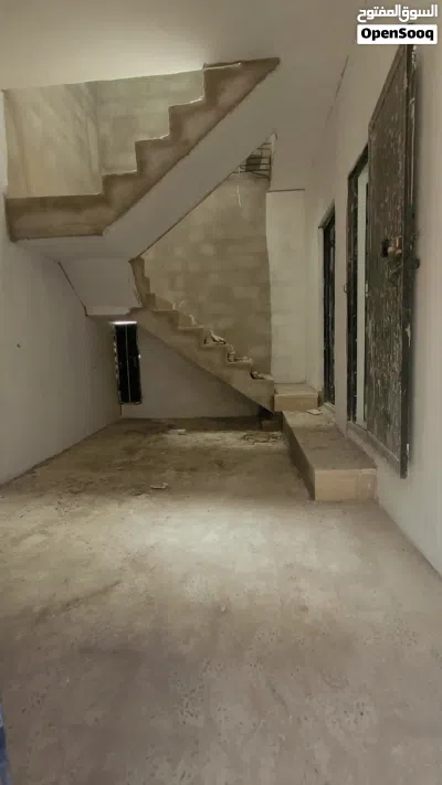 منزل للبيع مساحه 3 لبن شارعين 6و6 وسط حي سكني مخطط دوله قريب جدا لسوق وجميع الخدمات حي مزدحم بسكان 2