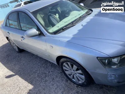 Hyundai Sonata SEL 2