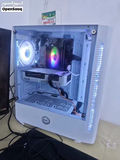 كيس جيمنج احترافي باللون الأبيض للبيع نظيف جدا كارت 4060 مواصفات الكيس (Case Specs): ك 4