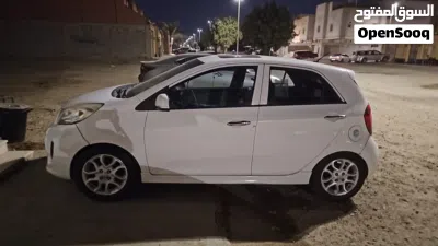 Kia Picanto EX 3