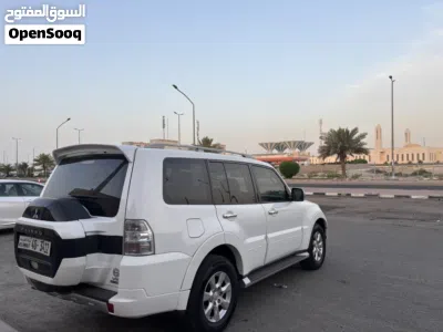 ميتسوبيشي باجيرو GLS 3