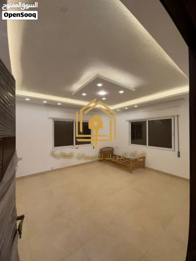 شقة * مميزة * 3نوم * 220م * موقع مميز 2