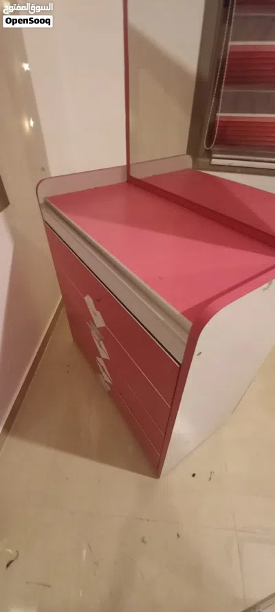 بيرو لون زهري للبيع 2