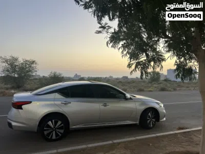 نيسان التيما SV 3