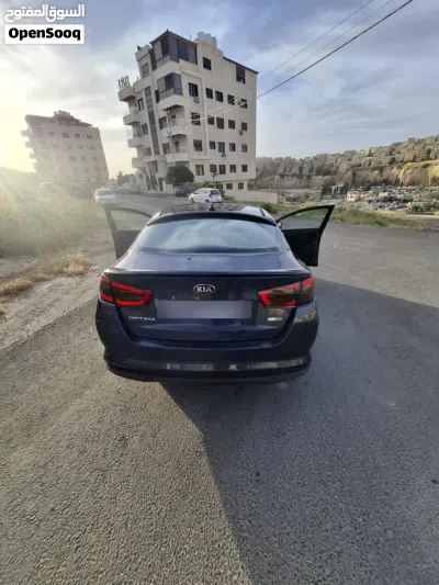 Kia K5 Standard 3