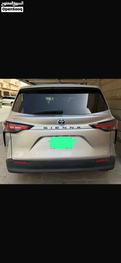 تويوتا سيينا XLE 2
