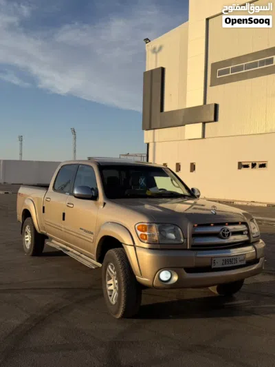 Toyota Tundra SR5 3