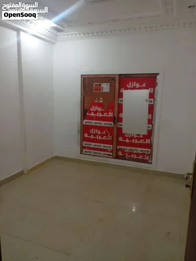 شقة للايجار شركات عزاب ثلاث غرف وصاله حمامين ومطبخ الفروانيه خلف نادي التضامن مدخل ومخرج سهل 4