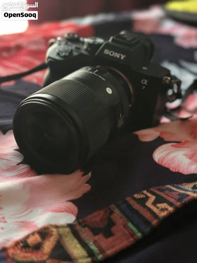Sony A7 IV + Sigma 35mm F1.4 Art + Accessories Bundle Like New 10K Shutter 3
