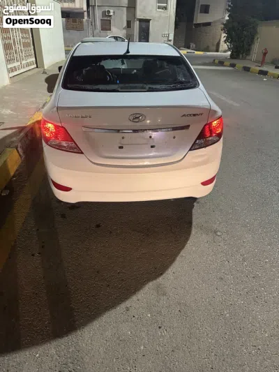هيونداي اكسنت GL 4